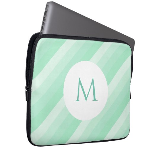 Minzgrün Streifen Moderne Mit Monogramm Trendsette Laptopschutzhülle (Vorne Rechts)