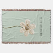 Minzgrüne Creme-Faux-Strick-Blume Decke (Vorderseite)