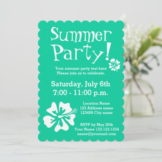 Minzgrüne Party Einladungen mit Blumenmuster (Stehend Vorderseite)