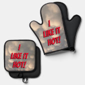 "Mir gefällt es heiß!" Ofenhandschuh & Topflappen-Set (Vorderseite/Rückseite)