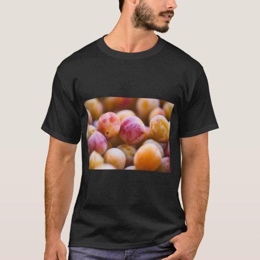 Mirabelle Plum Fruit Vibes T-Shirt (Vorderseite)