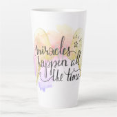Miracles Happen Angel Wings Milchtasse (Vorderseite)