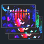 Miraculous Menorah Geschenkpapier Set<br><div class="desc">Mysteriöse Lichter und wunderbare Farben in den tiefsten Schattierungen des Nachts - dies ist der Moment von Hanukkah! Ihre Geschenke werden ein paar große Lächeln mit diesem wunderschönen Packpapier beleuchten!</div>