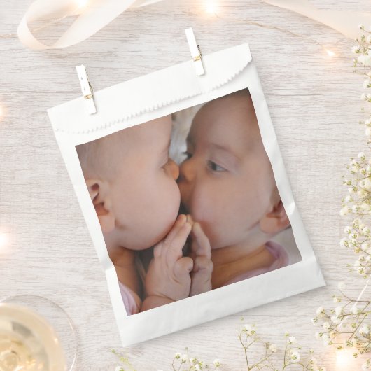 Mirror Image Child Fevor Bag Geschenktütchen (Ausgeschnitten)