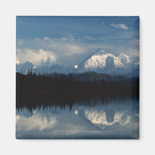 Mirror Lake Horizon mit Forest & Snowy Mountains Magnet (Vorne)