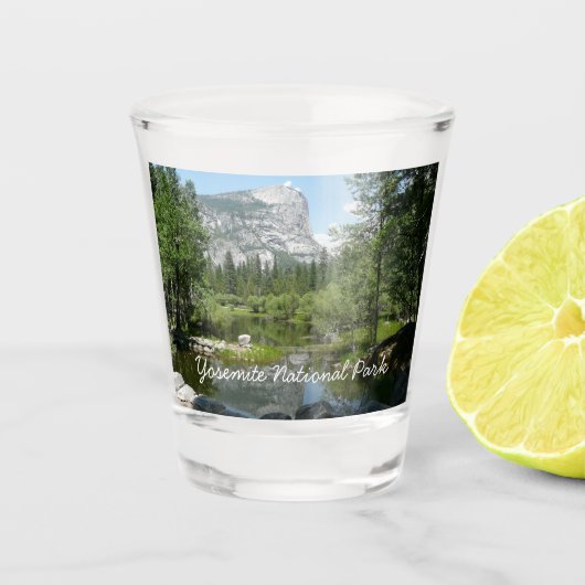 Mirror Lake View im Yosemite Nationalpark Schnapsglas (Vorderseite)