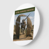 Mirror’s Last Stand Große Wanduhr (Winkel)