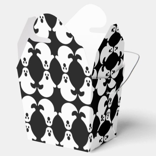 Mirrored Ghost Pattern Geschenkschachtel (Geöffnet)