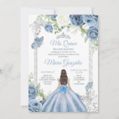 Mis Quince Dusty Blue & Silver Floral Quinceañera Einladung (Vorderseite)