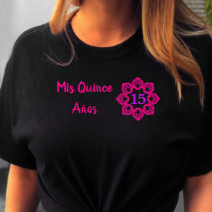 Mis-Quitte Anos rosa Spitze-Blume Quinceanera T-Shirt