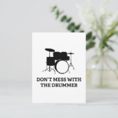 Misch dich nicht mit dem Drummer Postkarte (Stehend Vorderseite)