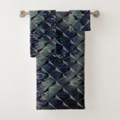 Mischen von 3D-Quadraten mit dunkelgrünem "Rauchgl Badhandtuch Set (Insitu)