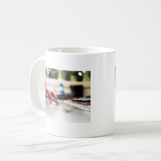 Mischender Kaffeetasse (Vorderseite Links)
