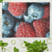 Mischentwurf der beeren (Blaubeeren und Himbeeren) Küchentuch (Gefaltet)