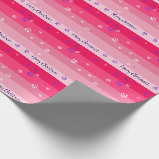 Mischung aus rosa Streifen und Schneeflocken Geschenkpapier (Ecke)