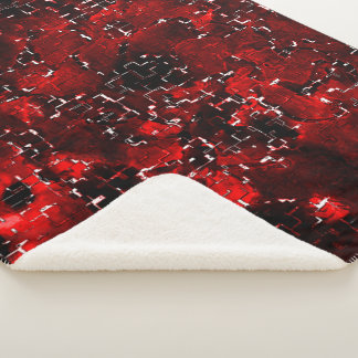 Mischung von roten Blütenblättern und roten Blüten Sherpadecke