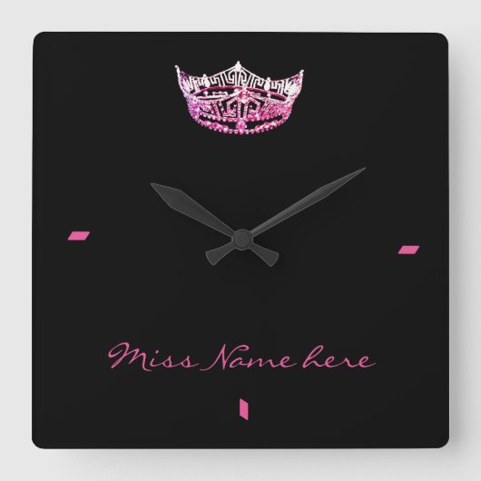Miss America style Pink Crown Clock Quadratische Wanduhr (Vorderseite)