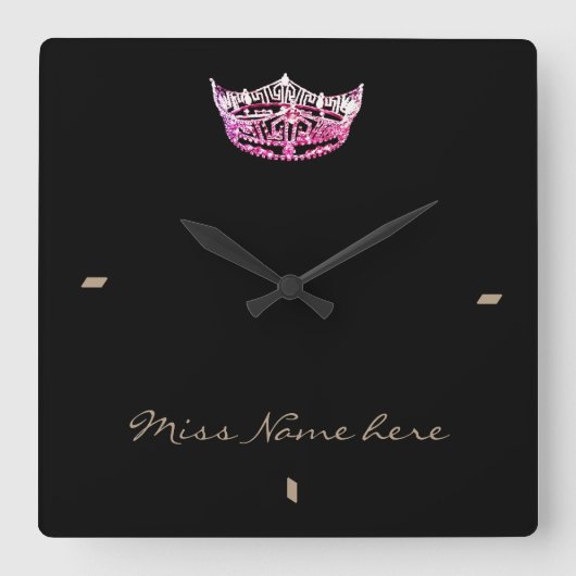 Miss America style Pink Crown Clock Quadratische Wanduhr (Vorderseite)