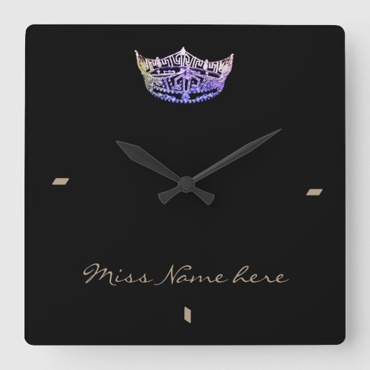 Miss America Style Violet Crown Clock Quadratische Wanduhr (Vorderseite)