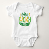 Miss Lucky Charm St. Patrick's Day Baby Strampler (Vorderseite)