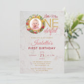 Miss Onederful Foto in Rose Wreath Erster Geburtst Einladung (Stehend Vorderseite)