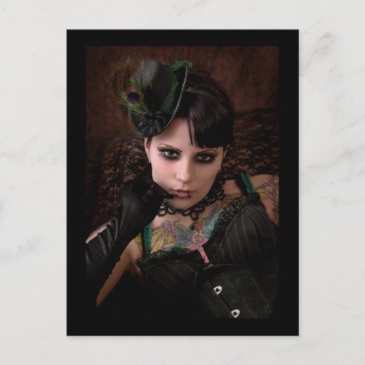Miss Peacock - Postkarte (Vorderseite)