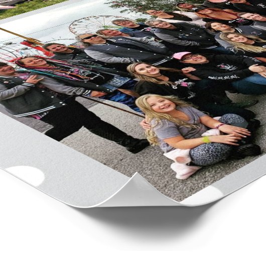 Miss Shifters 16x20 Poster (Ecke)