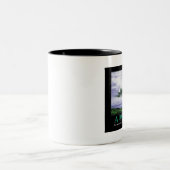 Missgeschick Zweifarbige Tasse (Mittel)