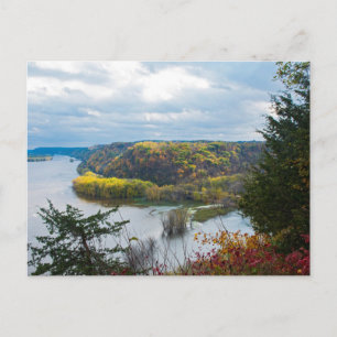 Mississippi Fluss und Wälder während der Herbstpos Postkarte