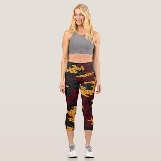 Missouri Black & Gold Tiger Camo Printed Capri Leggings (Vorderseite)