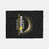 Missouri Mo Totale Sonnenfinsternis 2024 Fleecedecke (Vorderseite (Horizontal))