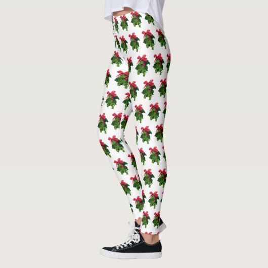Mistletoe Christmas Leggings (Links)
