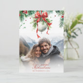 Mistletoe Custom Foto & Name Christmas Card Einladung (Stehend Vorderseite)