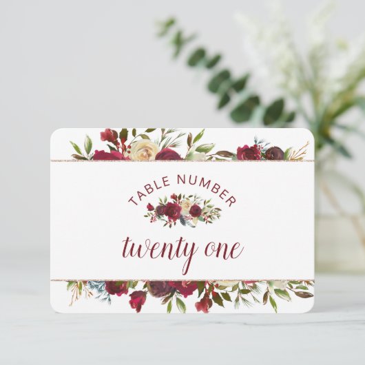 Mistletoe Manor Winter Chic Wedding Tischnummern (Stehend Vorderseite)