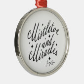 Mistletoe & Miracles Black & White Round Christmas Ornament Aus Metall (Rechts)