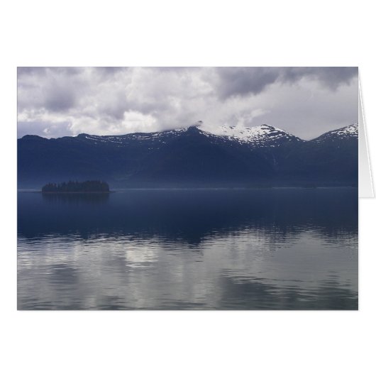 Misty Alaskan Sea in Shades of Blue (Vorderseite (Horizontal))