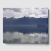 Misty Alaskan Sea in Shades of Blue Gästebuch (Rückseite)