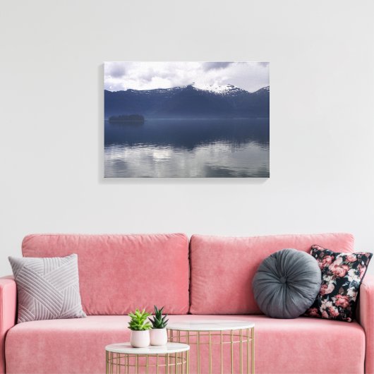Misty Alaskan Sea in Shades of Blue Leinwanddruck (Insitu (Wohnzimmer))