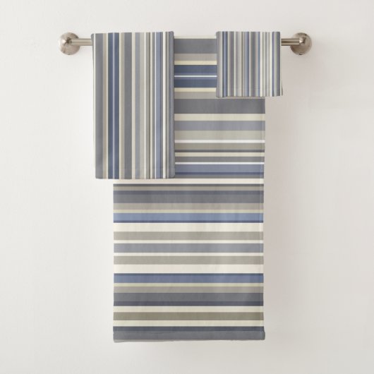 Misty Blue Gray Stripes Badhandtuch Set (Insitu)