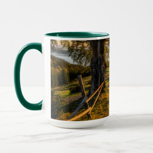 Misty Dawn in einem Wald Tasse (Links)