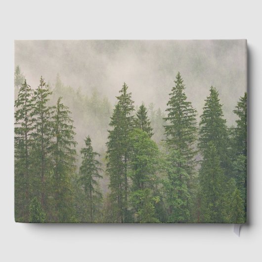 Misty Foggy Forest Trees Gästebuch (Rückseite)