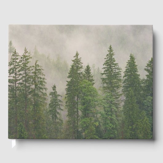 Misty Foggy Forest Trees Gästebuch (Vorderseite)