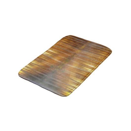 Misty Forest Scene Badematte (Schrägansicht)