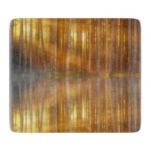 Misty Forest Scene Schneidebrett