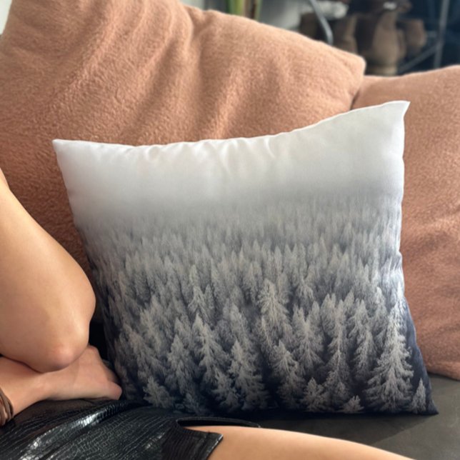 Misty Forest Throw Cushion Kissen (Von Creator hochgeladen)