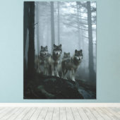 Misty Forest Wolf Pack Leinwanddruck (Insitu (Holzboden))