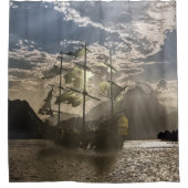 Misty Gray & Blue Old Tattered oder Pirate Ship Ar Duschvorhang (Vorderseite)