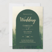 Misty Green Forest Mountain Pine Trees Wedding Einladung (Vorderseite)
