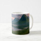 Misty Highland Loch Kaffeetasse (VorderseiteRechts)