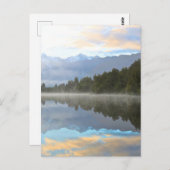 Misty Lake Trees Reflection Ruhige Landschaft Postkarte (Vorne/Hinten)